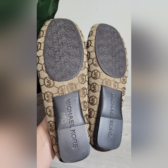 Michael Kors Slip On Slide Shoes 8.5M - Picture 5 of 7